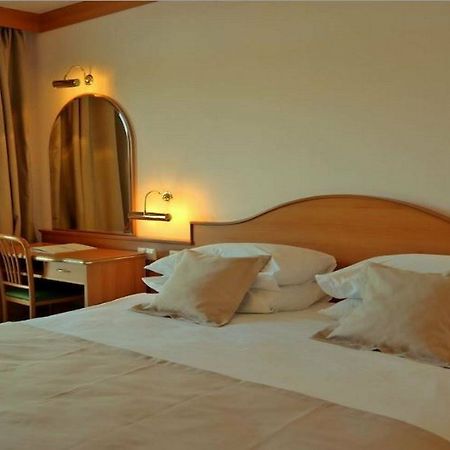 Astarea 2 Hotel Mlini Eksteriør billede