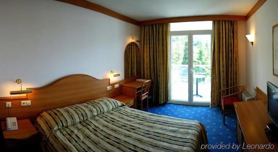 Astarea 2 Hotel Mlini Eksteriør billede